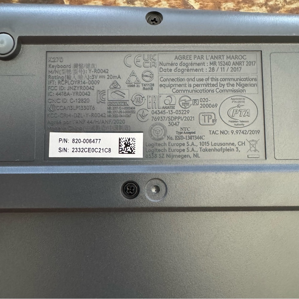 Logitech Wireless Keyboard 📊 - Picture 3 of 3